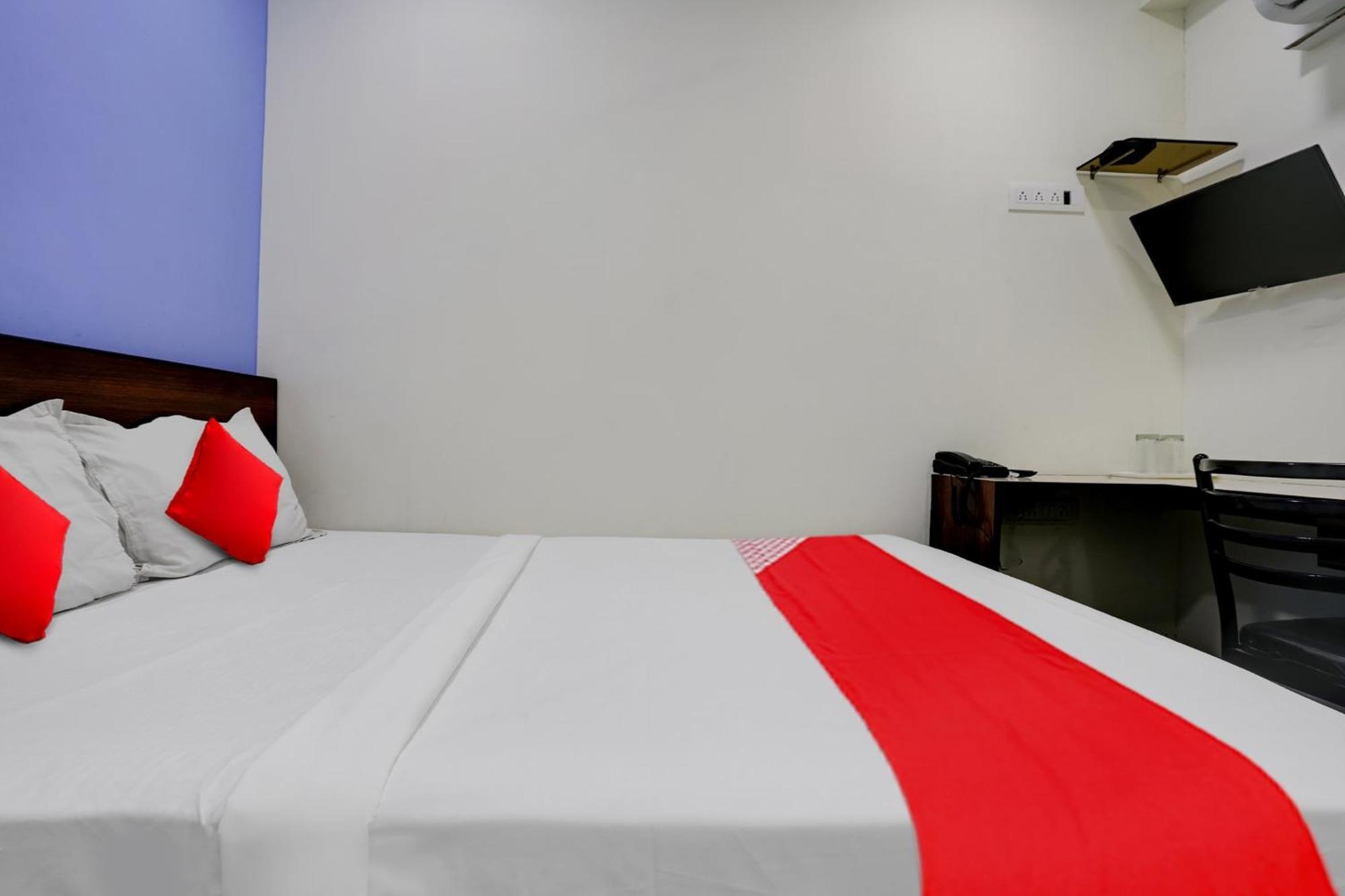 Hotel O Ashwi Navi Mumbai Bagian luar foto