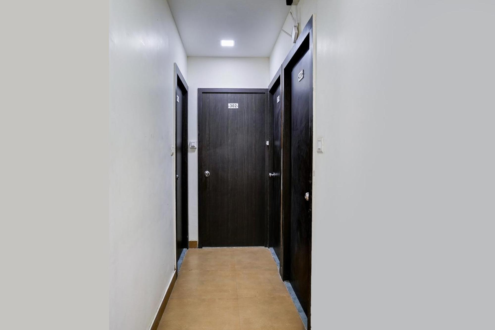 Hotel O Ashwi Navi Mumbai Bagian luar foto