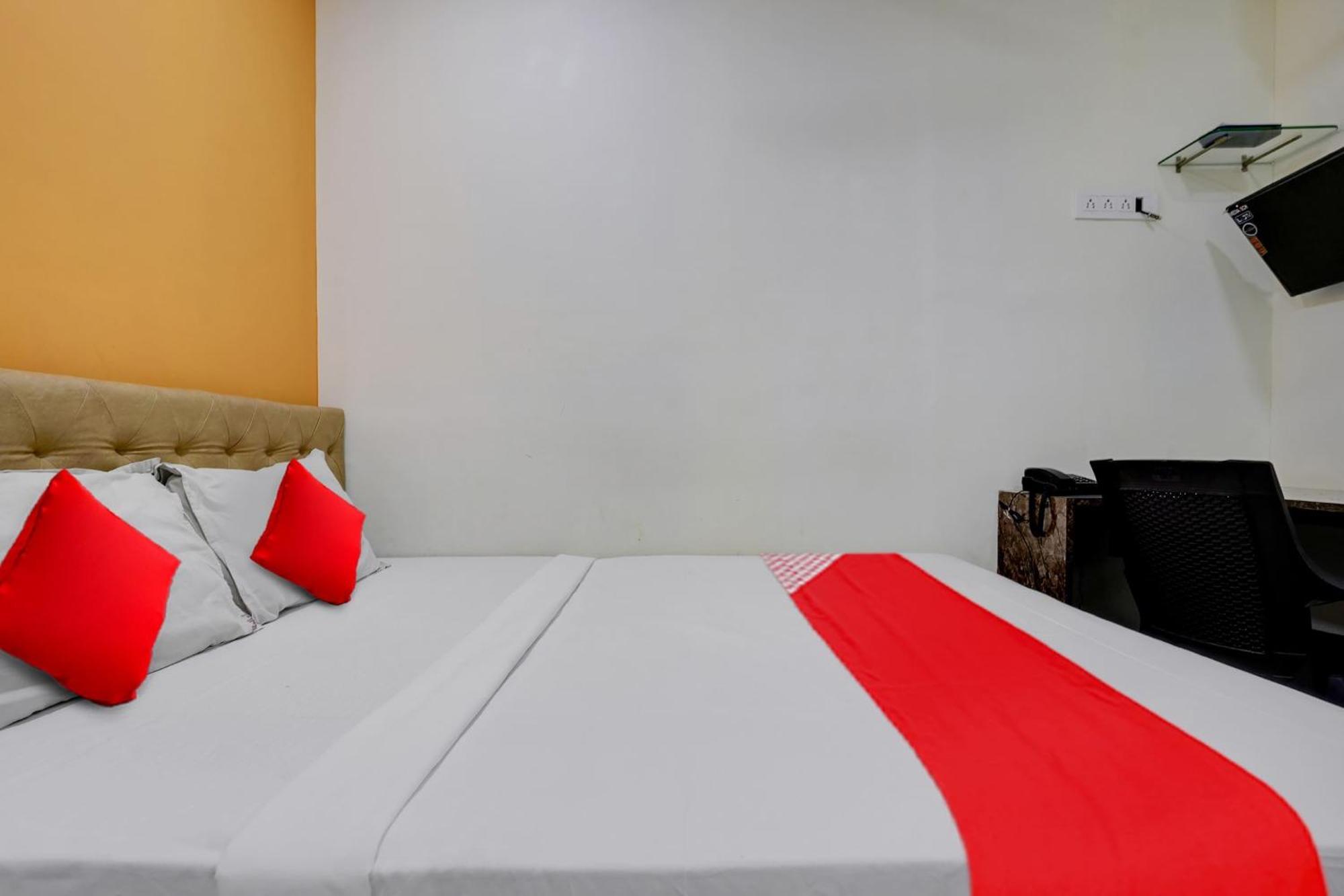 Hotel O Ashwi Navi Mumbai Bagian luar foto