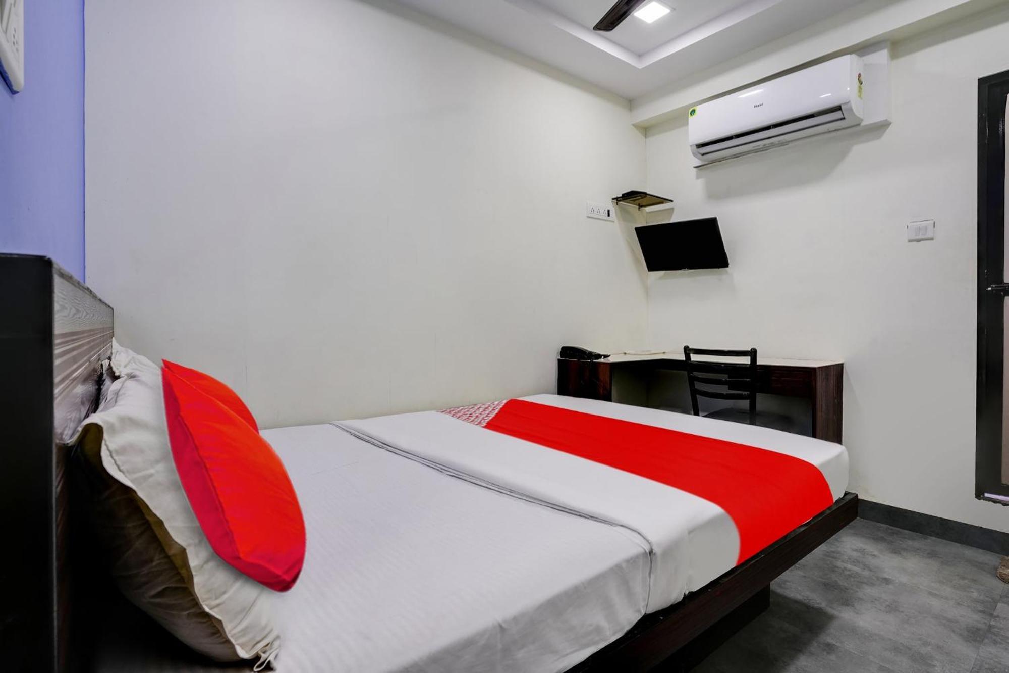 Hotel O Ashwi Navi Mumbai Bagian luar foto