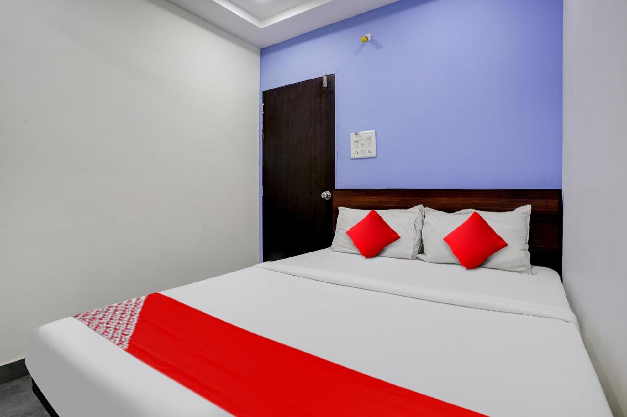 Hotel O Ashwi Navi Mumbai Bagian luar foto