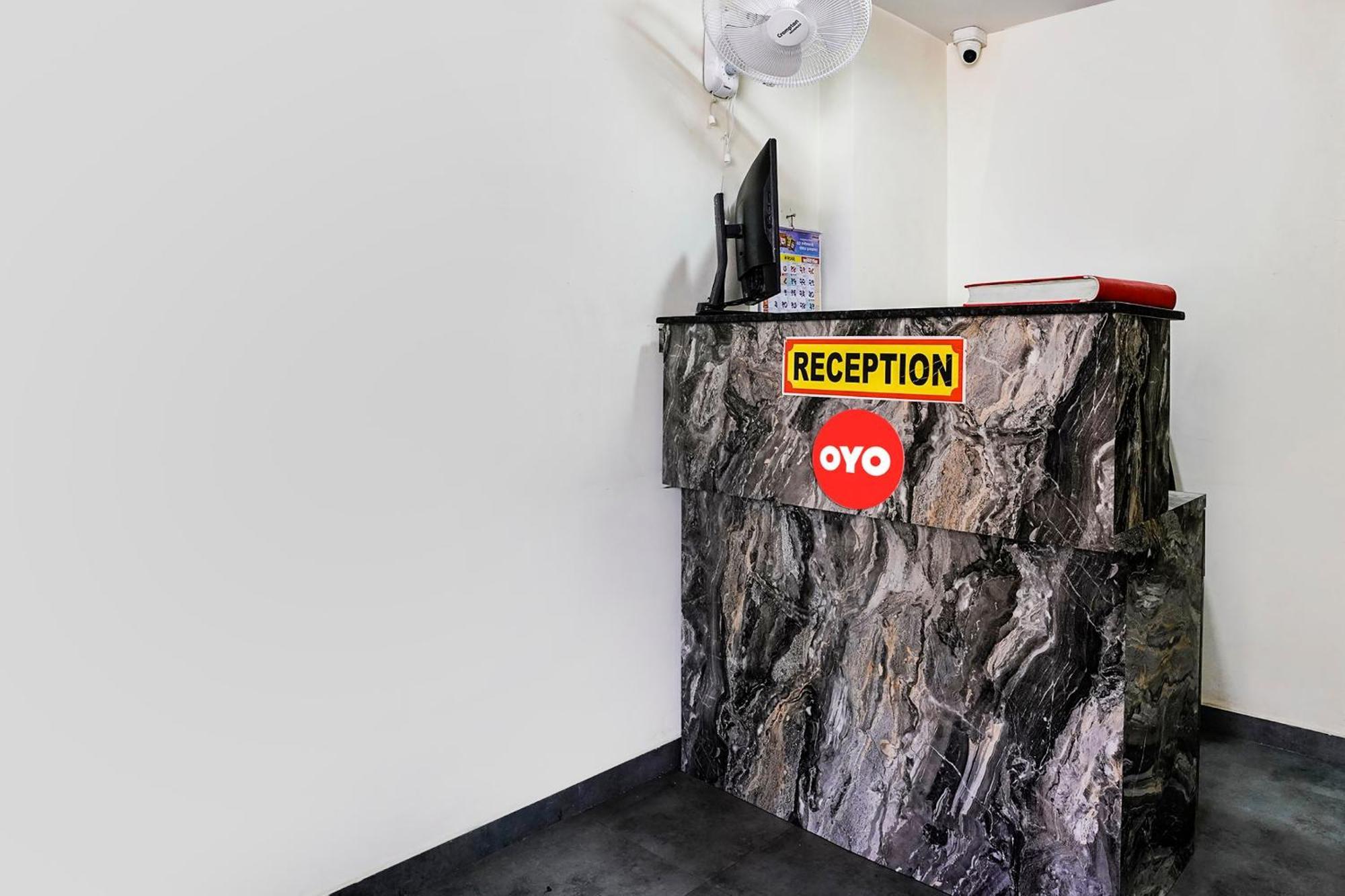 Hotel O Ashwi Navi Mumbai Bagian luar foto